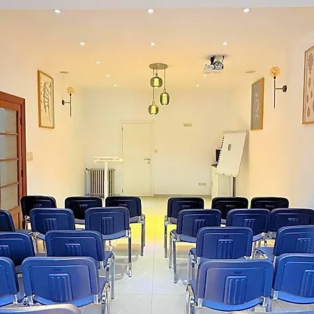 Hotel Mervaroom Charleroi